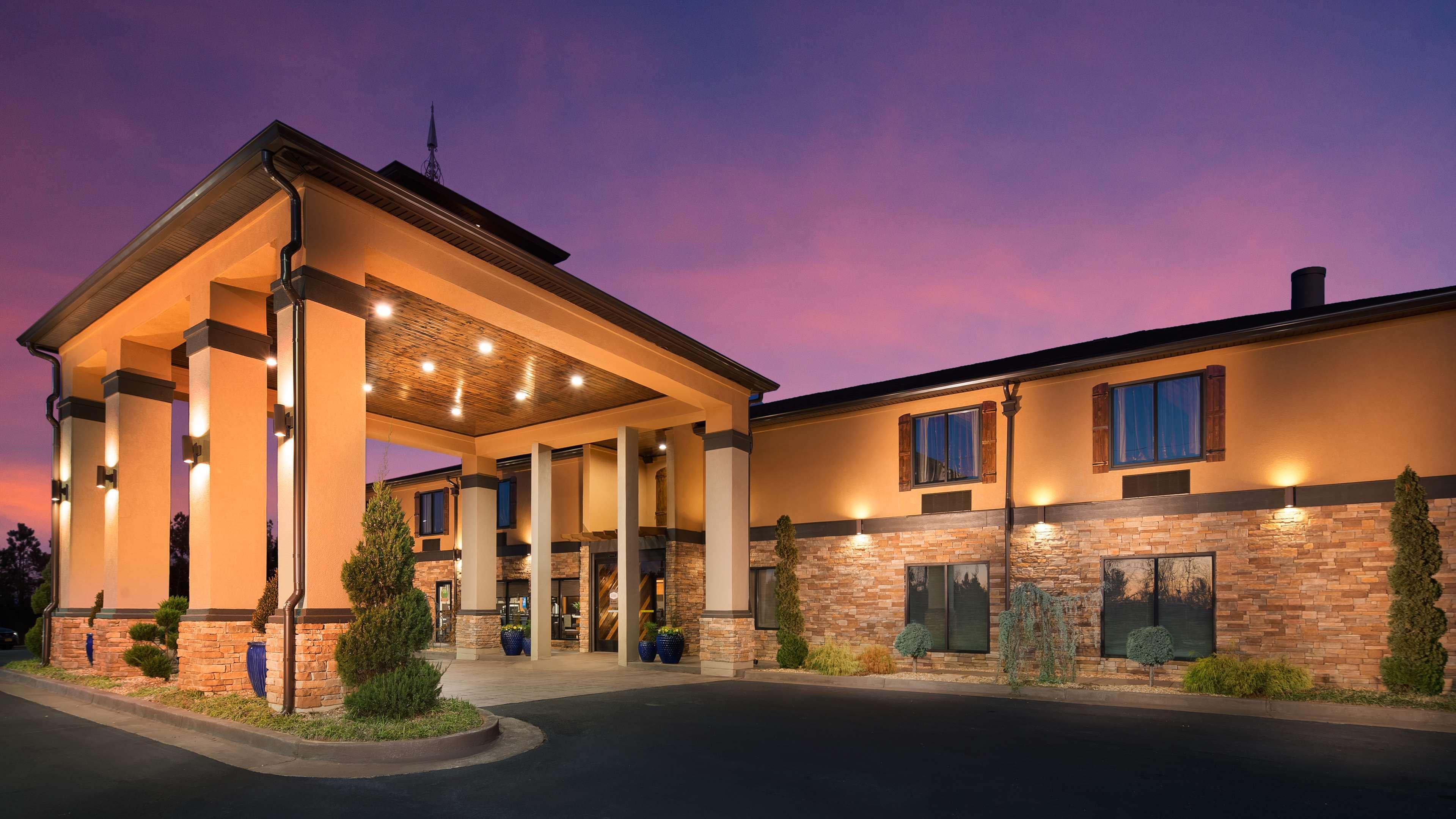 Best Western Cotton Tree Inn Rawlins Exterior photo